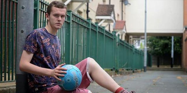 Ludahi Wasit, Pemain Manchester Ini Dicekal Tujuh Tahun Ludahi Wasit, Pemain Manchester Ini Dicekal Tujuh Tahun
