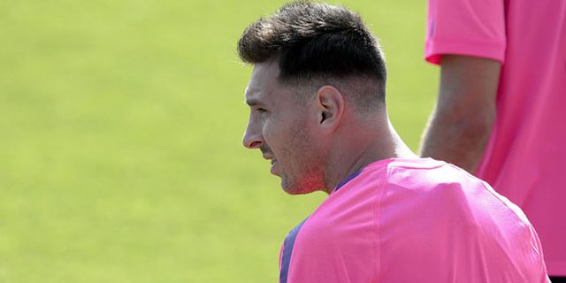 Ganti Gaya Rambut, Messi Malah Panen Ejekan Ganti Gaya Rambut, Messi Malah Panen Ejekan