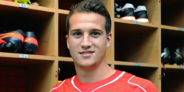 Manquillo Resmi Gabung Liverpool