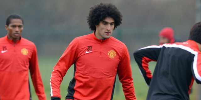Transfer Vidal Bakal Matikan Karir Fellaini 