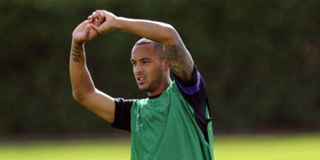 Wenger Umumkan Walcott Berlatih Akhir Agustus 