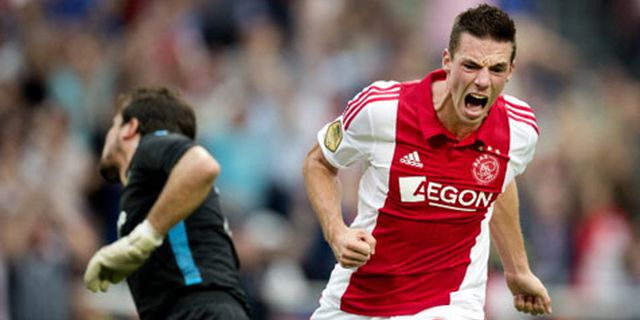 Eredivisie 2014/15 Speelronde 1, Start Mulus Ajax