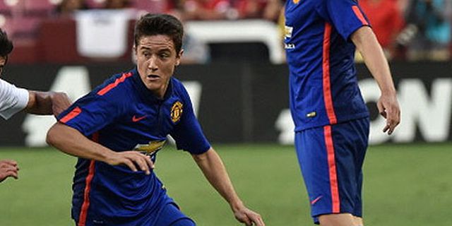 Herrera Antusias Sambut Debut Old Trafford 