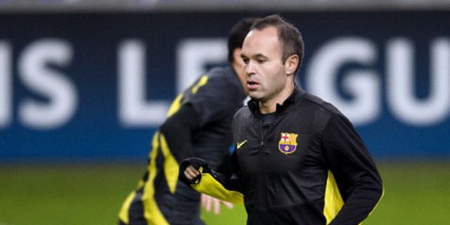 Iniesta: Publik Harus Lihat Barca Bersatu 