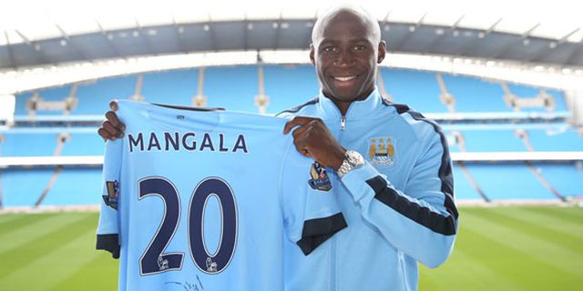 Galeri Foto Eliaquim Mangala, Pemain Baru Manchester City Galeri Foto Eliaquim Mangala, Pemain Baru Manchester City