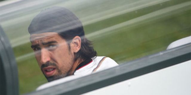 Tak Kunjung Temukan Pembeli, Madrid Obral Khedira 