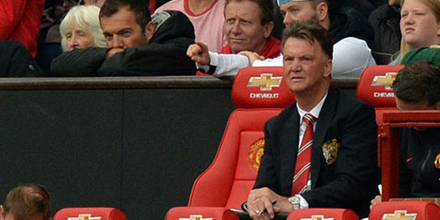 Moyes Ungguli Van Gaal