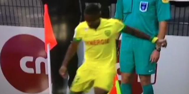 Sepak Pojok Pemain Ini lebih Buruk ketimbang Honda dan Rooney