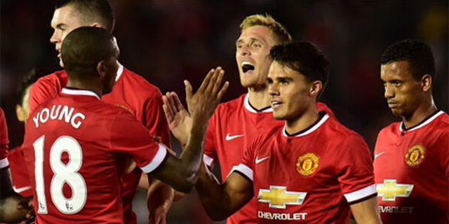 Tak Dapat Pemain Bintang, Fans MU Siap Lengserkan Keluarga Glazer