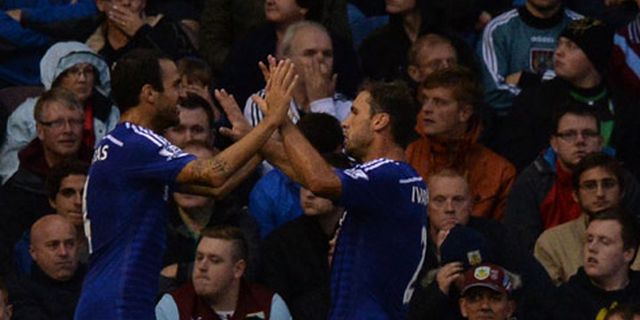 'Fabregas Lebih Bernilai Ketimbang Diego Costa'