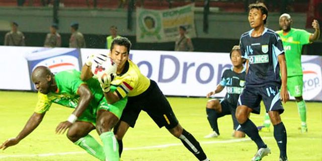 Pelatih Persela Sebut Pemainnya Takut Menyerang