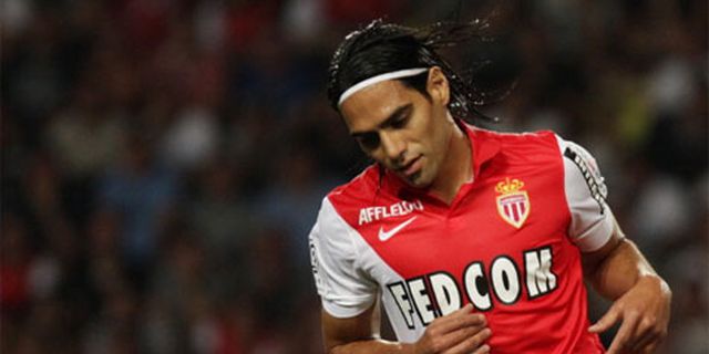 Demi Hengkang, Falcao Siap Dapat Gaji Lebih Sedikit