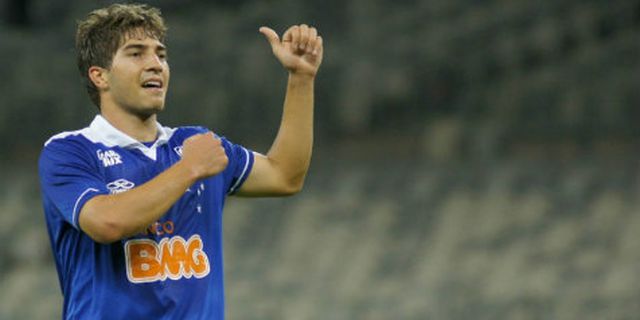 Man United Incar Gelandang Muda Cruzeiro