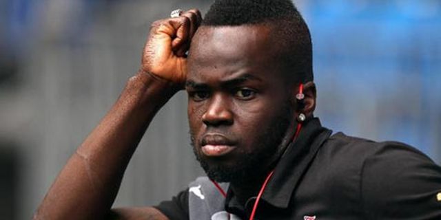 Pardew Yakin Tiote Bakal Tolak Arsenal