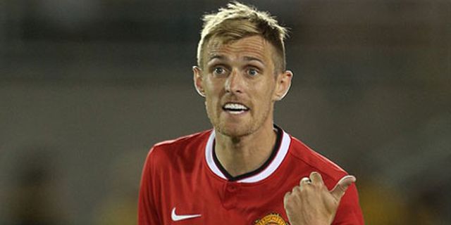 Phil Neville: Fletcher Adalah 'Pengontrol' Ruang Ganti