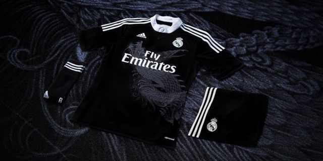 Detail Jersey Naga Real Madrid 2014-15