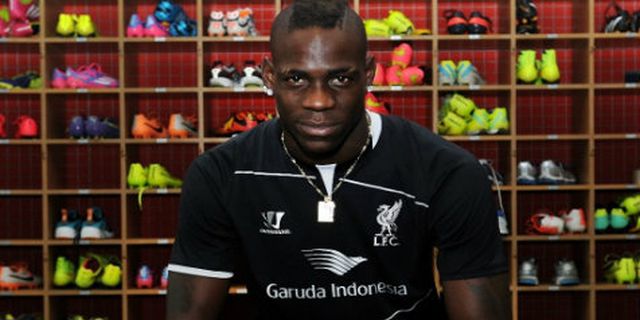 Gabung The Reds, Balotelli Bikin 'Tato' Liverbird di Wajahnya