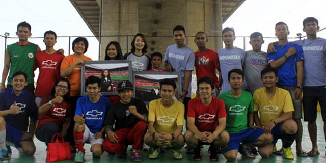 Dua Duta Rumah Cemara dan Chevrolet ke MU Disambut Futsal