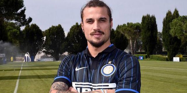 Osvaldo Ingin Bela Inter Selamanya