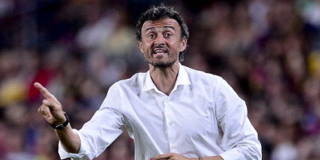 Barca Menang, Enrique Keluhkan Kondisi Lapangan 