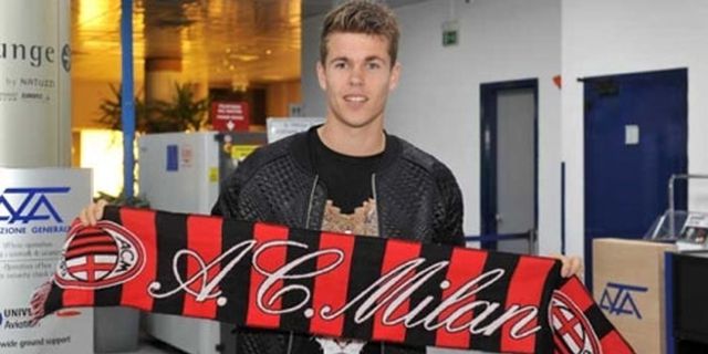 AC Milan Resmi Diperkuat Marco Van Ginkel