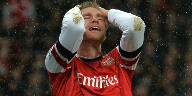 Mertesacker Puas Dengan Start Arsenal