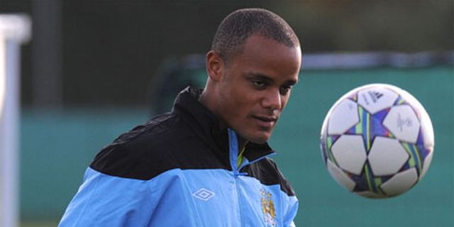 Kompany Tak Peduli United Gaet Di Maria dan Falcao