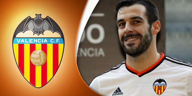 Galeri: Mestalla Heboh Sambut Negredo