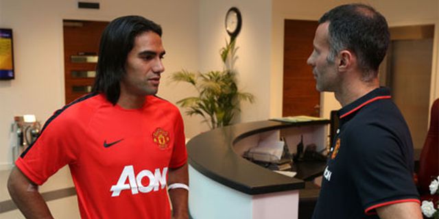 Giggs: Falcao, Selamat Datang di Klub Terbaik di Dunia 