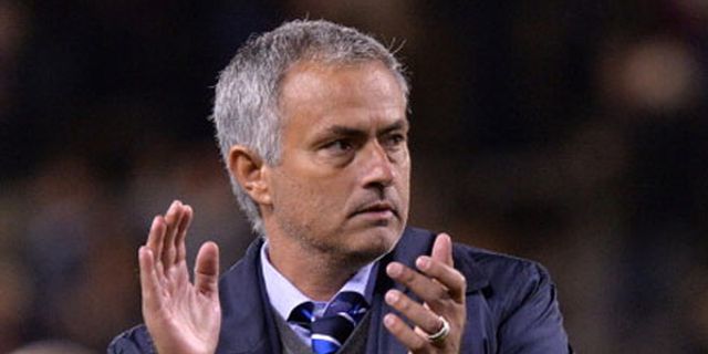 Mourinho Yakin Van Gaal Bakal Sukses di Man United