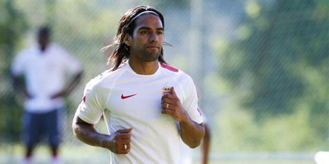 Falcao Tak Sabar Rasakan Servis Juan Mata 