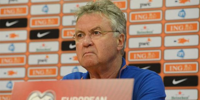 Belanda Tumbang, Hiddink Murka