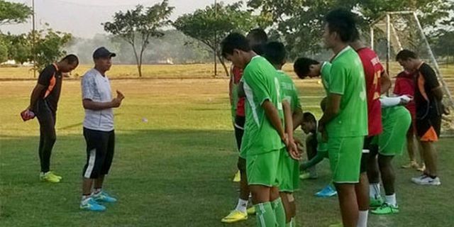 Persebaya Curi Start