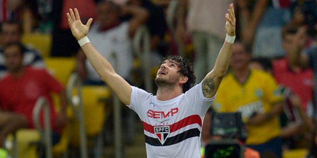 Pato Sebut Milan Tak Becus Atasi Problem Cedera