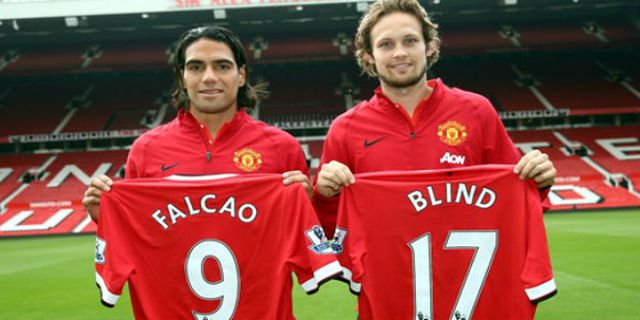 Galeri: Man United Resmi Perkenalkan Falcao & Daley Blind