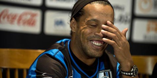 Ronaldinho Pilih Klub Meksiko Demi Wanita dan Trofi