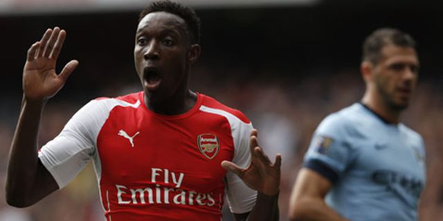 Wilshere Puji Debut Welbeck 