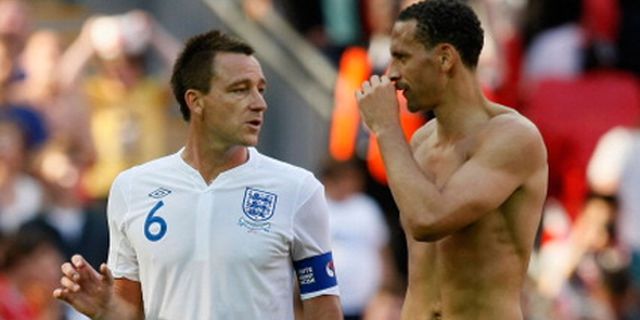 Rio Ferdinand: John Terry Adalah Seorang Idiot