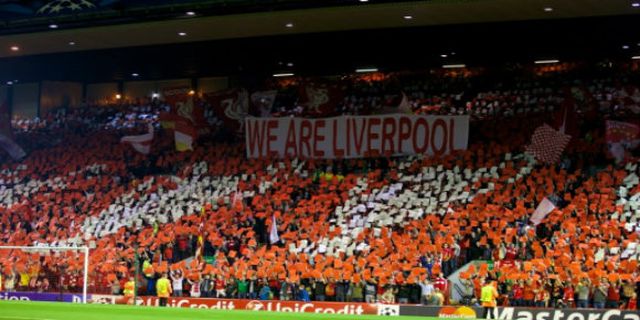 Galeri Foto: Kehebohan The Kop Sambut Liga Champions di Anfield Galeri Foto: Kehebohan The Kop Sambut Liga Champions di Anfield
