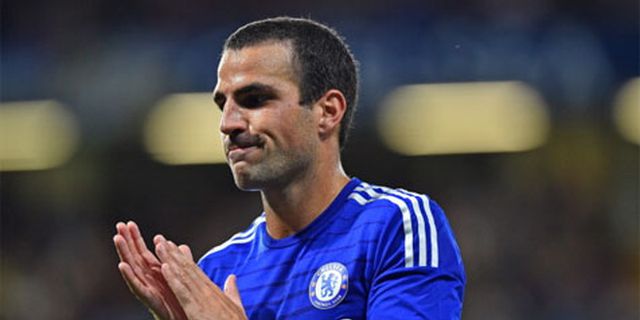 Terry Kepada Fabregas: Dulu Lawan Sekarang Kawan Terry Kepada Fabregas: Dulu Lawan Sekarang Kawan