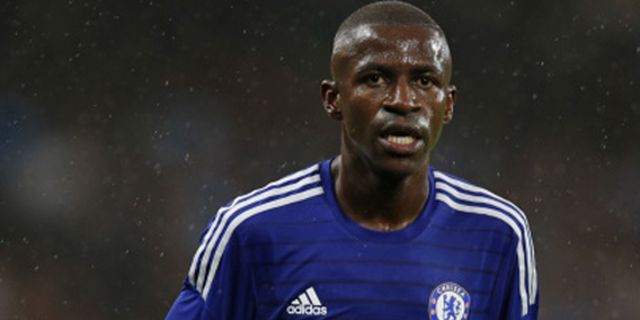 Tembus 200 Laga Bersama Chelsea, Ramires Tegaskan Sumpah Setia