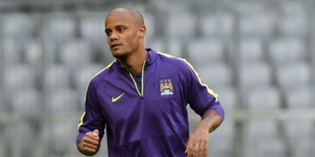 Kompany: Saya Hidup untuk Jinakkan Striker Buas 