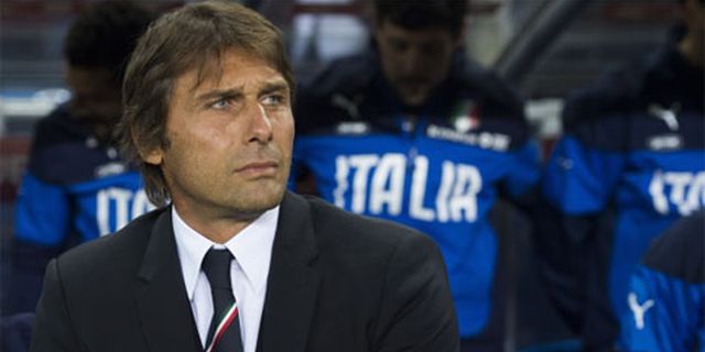 Conte Siap Tangani Balotelli