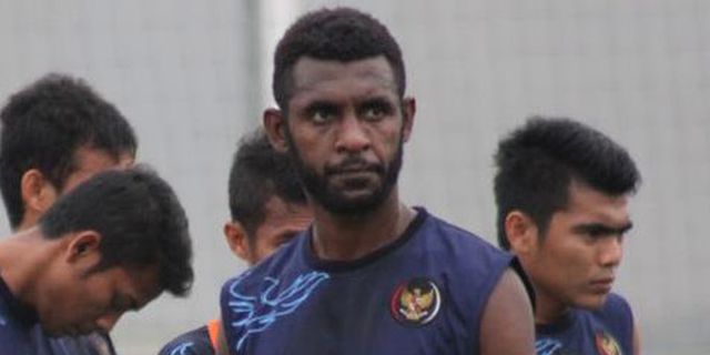 Yama dan Yanto Siap Bendung Luis Suarez