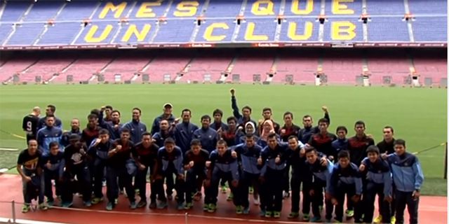 Video: Asyiknya Penggawa Timnas Indonesia U-19 Jelajahi Camp Nou Video: Asyiknya Penggawa Timnas Indonesia U-19 Jelajahi Camp Nou