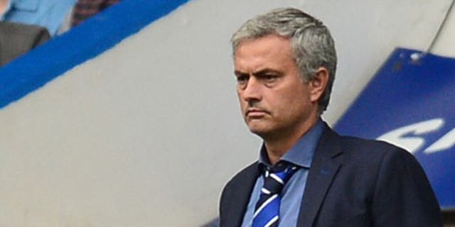 Mourinho: Dominan, Sepantasnya Chelsea Menang