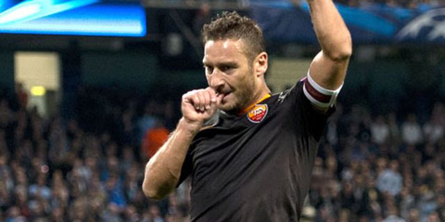 Totti Geser Giggs Sebagai Pencetak Gol Tertua Liga Champions Totti Geser Giggs Sebagai Pencetak Gol Tertua Liga Champions
