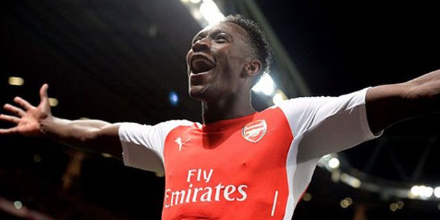 Pers Inggris Tabur Puja-puji Bagi Welbeck