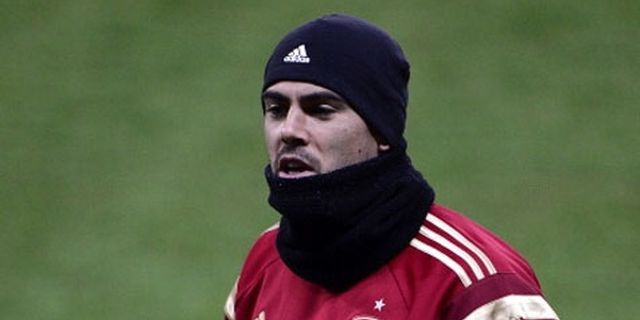Victor Valdes di Ambang Gerbang Anfield