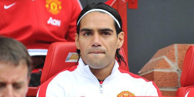 Martinez Khawatirkan Ancaman Falcao